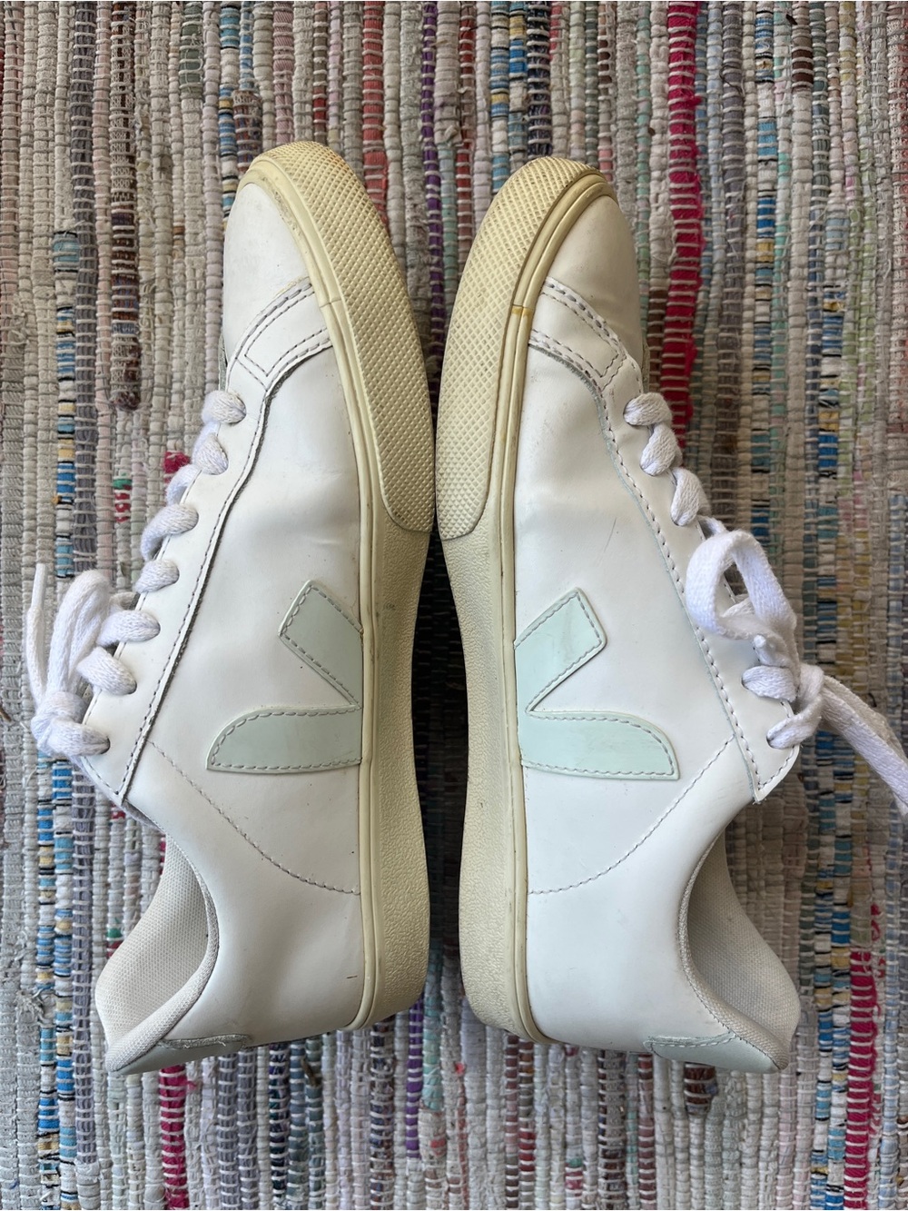 Veja Esplar White Sneakers with Pale Mint V Logo
